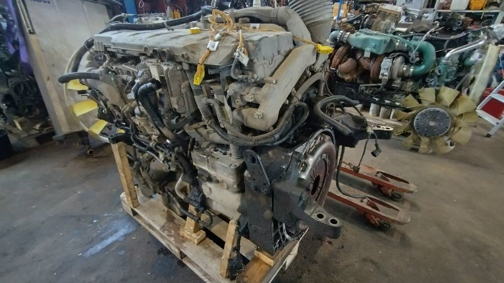 MAN D 2676 LF51 complete engine - Motor pre Nákladné auto: obrázok 2 MAN D 2676 LF51 complete engine - Motor pre Nákladné auto: obrázok 2