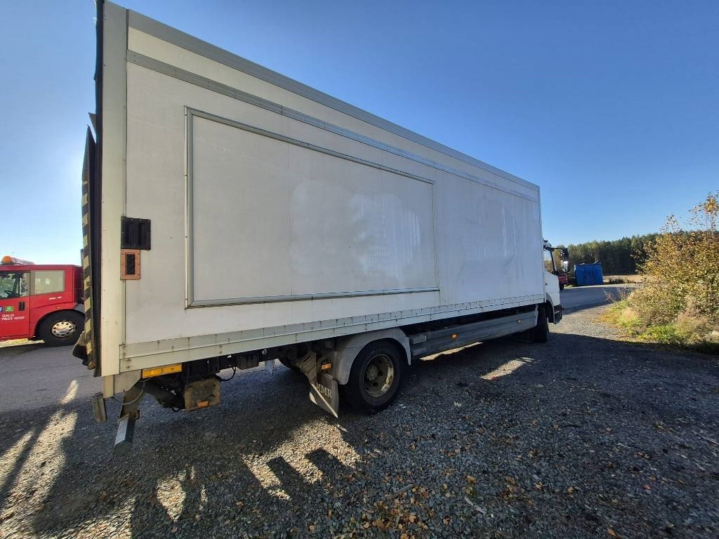 Mercedes-Benz Atego 1223 umpikori+pl nostin - Skříňový nákladní auto: obrázok 3 Mercedes-Benz Atego 1223 umpikori+pl nostin - Skříňový nákladní auto: obrázok 3