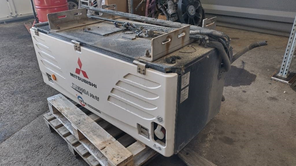 Mitsubishi TU100 SAEM Multi kylmäkone  - Motor pre Nákladné auto: obrázok 2 Mitsubishi TU100 SAEM Multi kylmäkone  - Motor pre Nákladné auto: obrázok 2