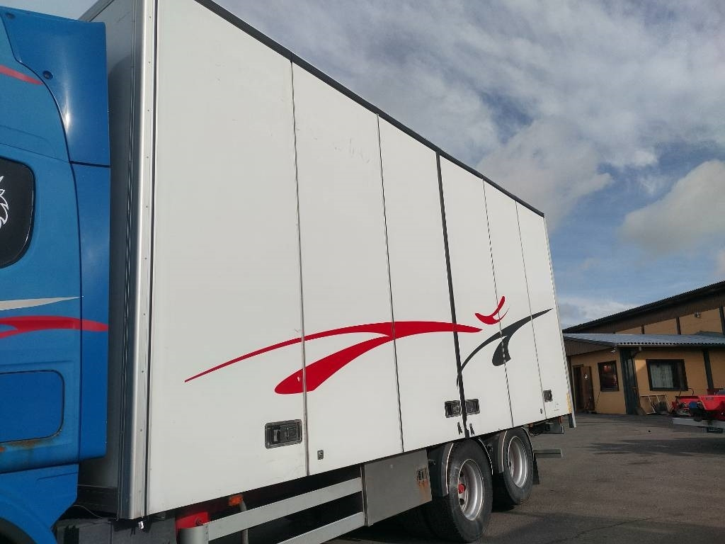 PLS kokosivuaukeava 3,05 sisä korkeus - Skříňová nadstavba: obrázok 1 PLS kokosivuaukeava 3,05 sisä korkeus - Skříňová nadstavba: obrázok 1