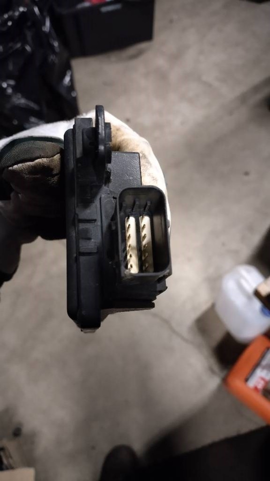 Scania Etäisyys tutka radar - Elektrický systém pre Nákladné auto: obrázok 2 Scania Etäisyys tutka radar - Elektrický systém pre Nákladné auto: obrázok 2