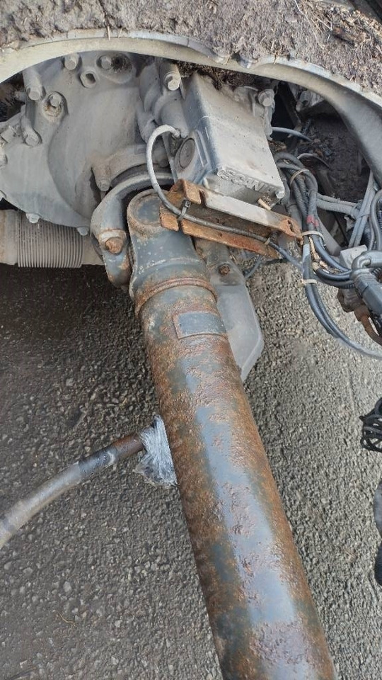 Scania R580 8x2 täysilma alusta,8m runko - Podvozek s kabinou: obrázok 5 Scania R580 8x2 täysilma alusta,8m runko - Podvozek s kabinou: obrázok 5