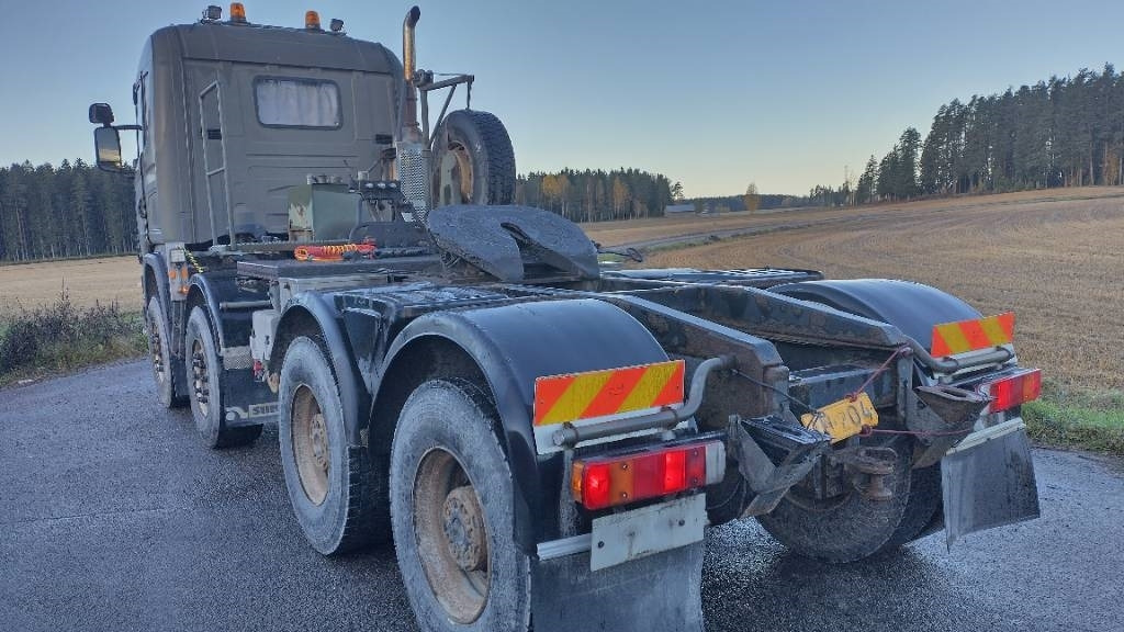 Scania R144 530 8x4 RASKASVETURI  - Ťahač: obrázok 3 Scania R144 530 8x4 RASKASVETURI  - Ťahač: obrázok 3