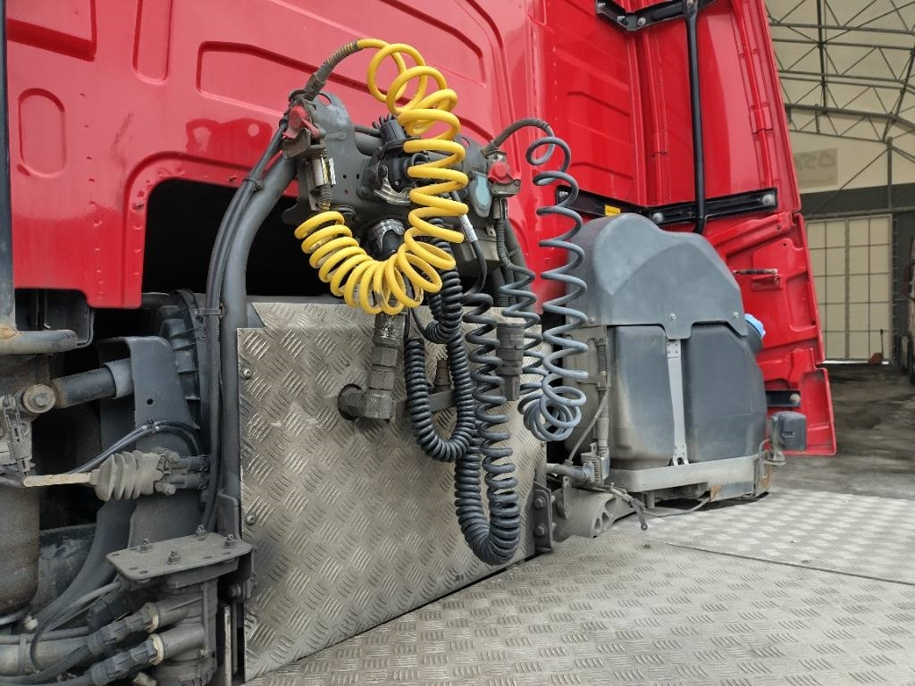 Ťahač Volvo FH500 6x4 nouseva ja katkeva teliveto,Hydr!!: obrázok 10 Ťahač Volvo FH500 6x4 nouseva ja katkeva teliveto,Hydr!!: obrázok 10