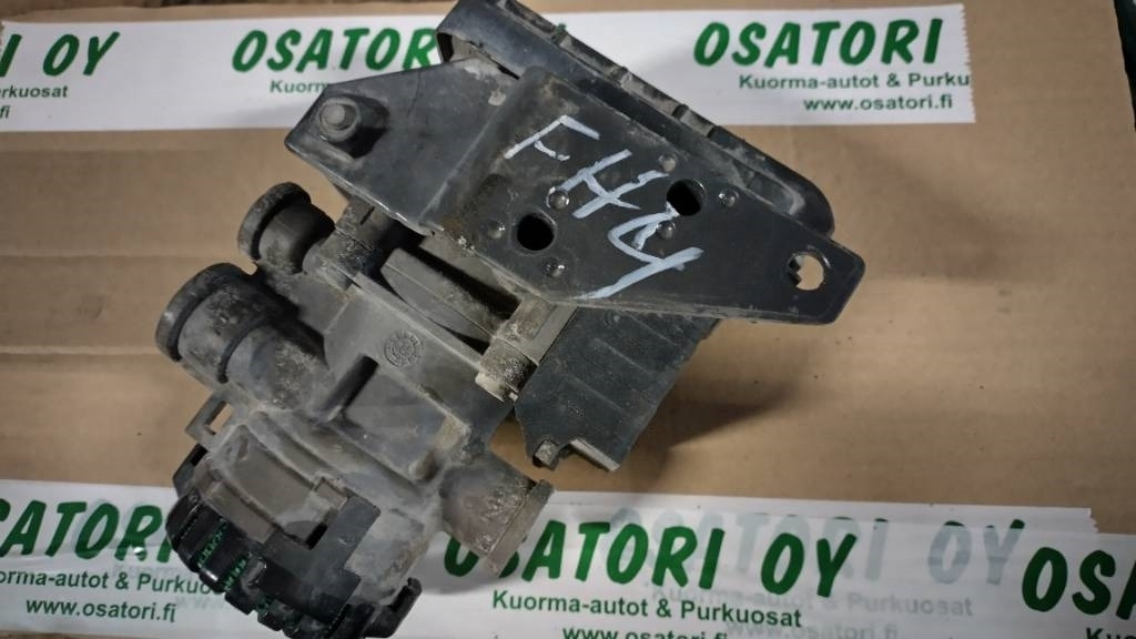 Volvo EBS modulaattori  - Diely bŕzd pre Nákladné auto: obrázok 2 Volvo EBS modulaattori  - Diely bŕzd pre Nákladné auto: obrázok 2