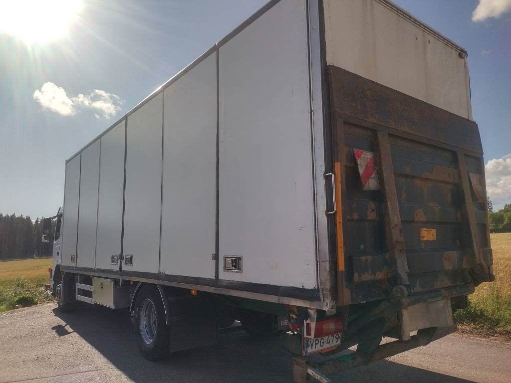 Volvo FM9 4x2 8,40m pitkä kylkiaukeava kori - Skříňový nákladní auto: obrázok 5 Volvo FM9 4x2 8,40m pitkä kylkiaukeava kori - Skříňový nákladní auto: obrázok 5