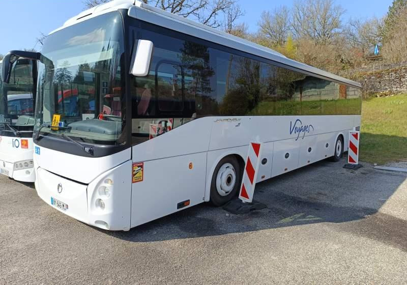 Irisbus EVADYS H / SPROWADZONY/ MANUAL / 272 000 KM - Prímestský autobus: obrázok 1 Irisbus EVADYS H / SPROWADZONY/ MANUAL / 272 000 KM - Prímestský autobus: obrázok 1