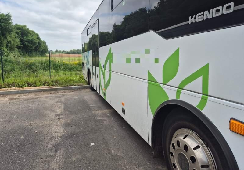 Isuzu KENDO INTERLINER / SPROWADZONE / 70 000 KM / KLIMA - Prímestský autobus: obrázok 4 Isuzu KENDO INTERLINER / SPROWADZONE / 70 000 KM / KLIMA - Prímestský autobus: obrázok 4