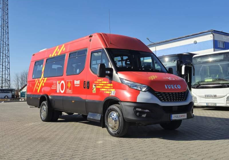 Iveco DAILY 65C18/SPROWADZONE/23 MIEJSCA/KLIM/WINDA - Minibus, Mikrobus: obrázok 4 Iveco DAILY 65C18/SPROWADZONE/23 MIEJSCA/KLIM/WINDA - Minibus, Mikrobus: obrázok 4
