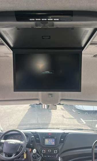 Iveco DAILY/ SPROWADZONE / 2X KLIMA / TV / 108 000 KM - Minibus, Mikrobus: obrázok 4 Iveco DAILY/ SPROWADZONE / 2X KLIMA / TV / 108 000 KM - Minibus, Mikrobus: obrázok 4