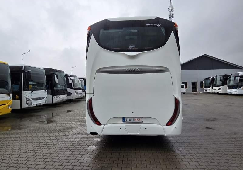 Iveco MAGELYS HD / SPROWADZONY/ MANUAL/ EURO 6 - Autokar: obrázok 4 Iveco MAGELYS HD / SPROWADZONY/ MANUAL/ EURO 6 - Autokar: obrázok 4