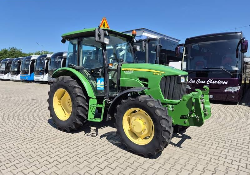 JonDeere 5083 E / SPROWADZONY / 1734 MTH / KLIMATYZACJA - Traktor: obrázok 1 JonDeere 5083 E / SPROWADZONY / 1734 MTH / KLIMATYZACJA - Traktor: obrázok 1