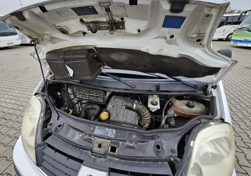 Renault TRAFIC 2.0 DCI 90 COMBI L2H1 / SPROWADZONY - Minibus, Mikrobus: obrázok 3 Renault TRAFIC 2.0 DCI 90 COMBI L2H1 / SPROWADZONY - Minibus, Mikrobus: obrázok 3