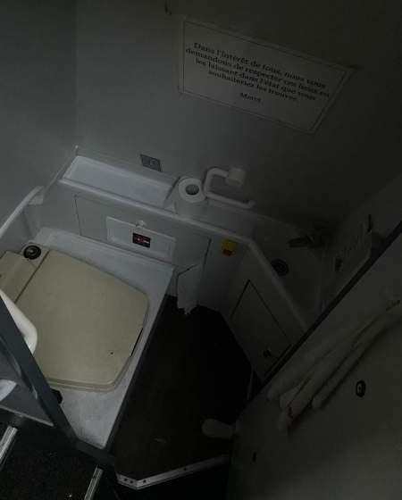 VanHool TX16 ALICRON/ SPROWADZONY / 378 000 KM / MANUAL - Autokar: obrázok 2 VanHool TX16 ALICRON/ SPROWADZONY / 378 000 KM / MANUAL - Autokar: obrázok 2