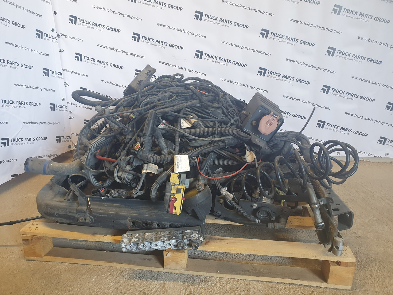 IVECO IVECO STRALIS EURO6 complete wiring harness, engine wiring, cab wiring, wiring set, frame wiring, cables 5801679758, 5801801250, 5801692062, 5801725016, 5801418770, 5801270108, 41246407, 41242608, 412 - Kábel/ Káblový zväzok pre Nákladné auto: obrázok 1 IVECO IVECO STRALIS EURO6 complete wiring harness, engine wiring, cab wiring, wiring set, frame wiring, cables 5801679758, 5801801250, 5801692062, 5801725016, 5801418770, 5801270108, 41246407, 41242608, 412 - Kábel/ Káblový zväzok pre Nákladné auto: obrázok 1