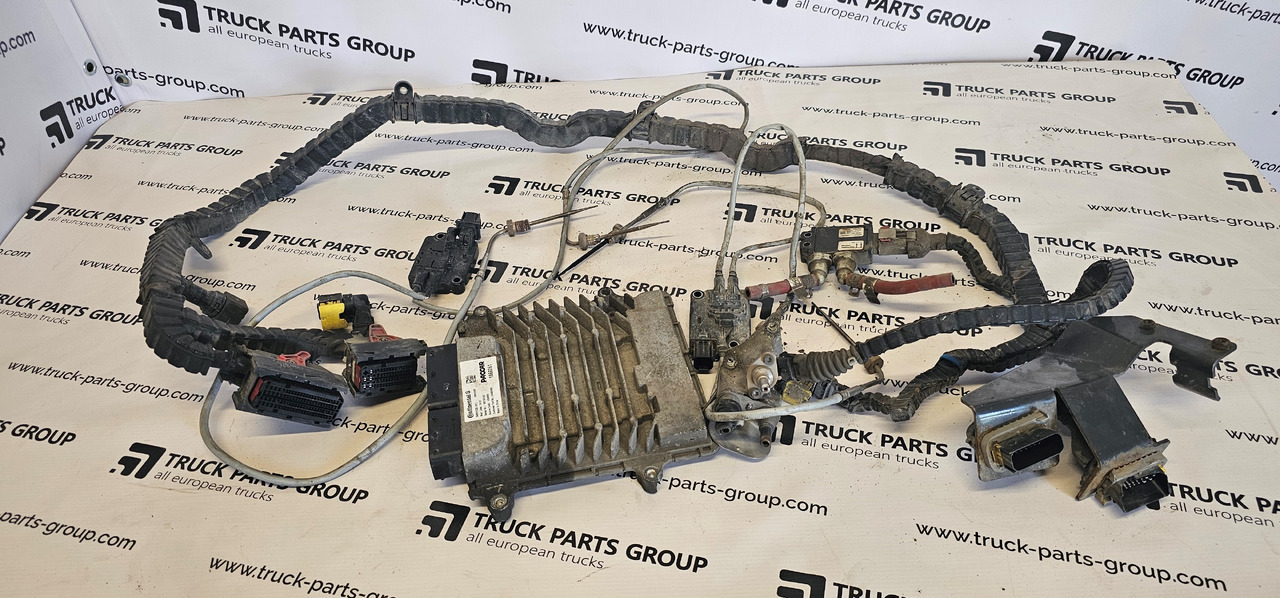 DAF DAF XF, CF EURO6 AD BLUE full exhaust system control + cables, catalyst system, nox sensors, catalyst sensors, ecu control, cable harness set 4384809, A055P962, 4307106, A040P182, 04440430, 4307786, A - Náhradný diel: obrázok 1 DAF DAF XF, CF EURO6 AD BLUE full exhaust system control + cables, catalyst system, nox sensors, catalyst sensors, ecu control, cable harness set 4384809, A055P962, 4307106, A040P182, 04440430, 4307786, A - Náhradný diel: obrázok 1