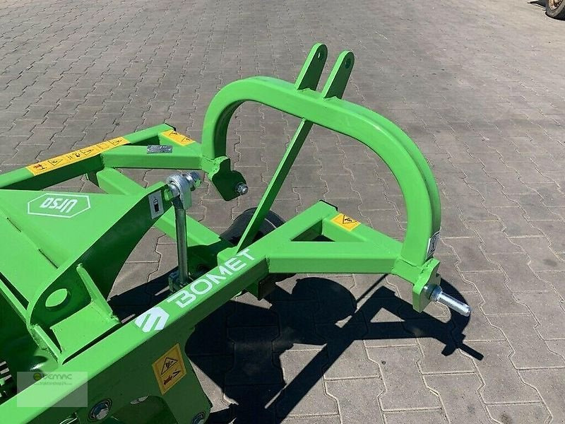 BOMET Kartoffelroder Bomet Z655/1 Kartoffel Roder Heckauswurf NEU - Stroj na zemiaky: obrázok 5 BOMET Kartoffelroder Bomet Z655/1 Kartoffel Roder Heckauswurf NEU - Stroj na zemiaky: obrázok 5