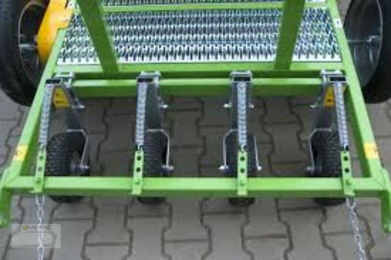 BOMET Pflanzmaschine Bomet Gemma S290 Setzmaschine Zwiebeln 3reihig NEU - Sadzač zemiakov: obrázok 3 BOMET Pflanzmaschine Bomet Gemma S290 Setzmaschine Zwiebeln 3reihig NEU - Sadzač zemiakov: obrázok 3