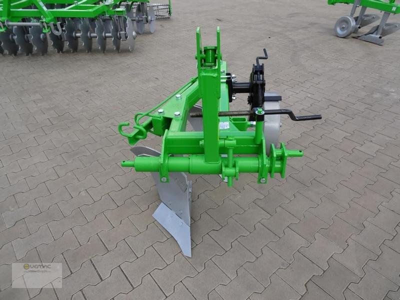 BOMET Zweischarpflug Zweischar Pflug Bomet Lyra 25cm Beetpflug Neu - Pluh: obrázok 4 BOMET Zweischarpflug Zweischar Pflug Bomet Lyra 25cm Beetpflug Neu - Pluh: obrázok 4