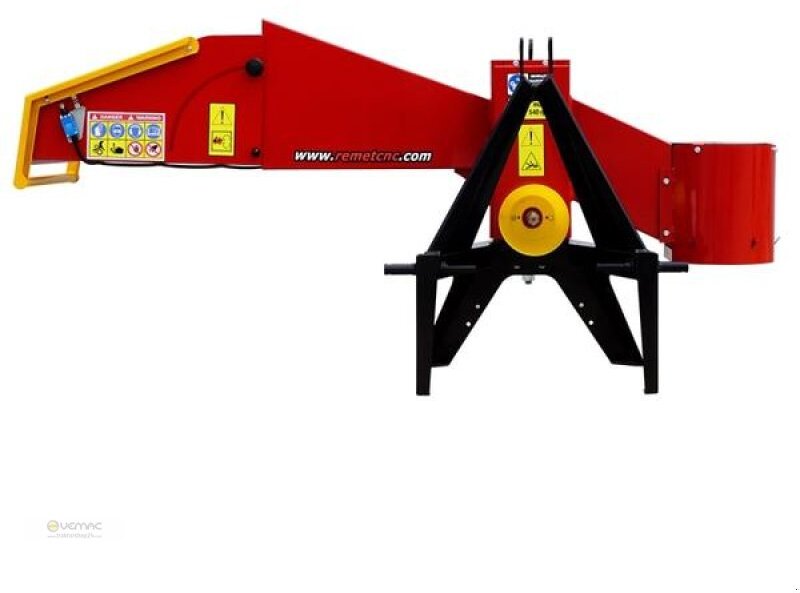 Remet Holzhacker Remet R-100 Hacker Grobhäcksler Holzhäcksler NEU - Drtič konárov: obrázok 3 Remet Holzhacker Remet R-100 Hacker Grobhäcksler Holzhäcksler NEU - Drtič konárov: obrázok 3