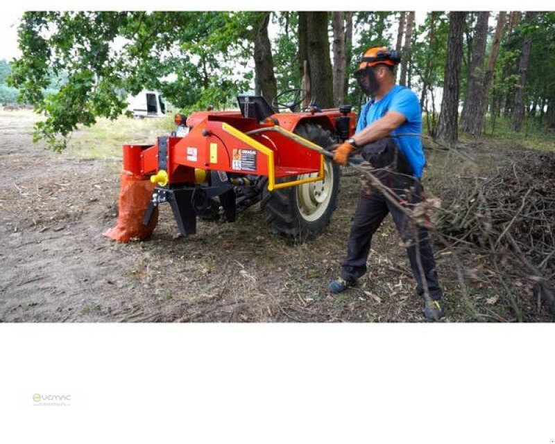 Remet Holzhacker Remet R-60 Hacker Grobhäcksler Holzhäcksler NEU - Drtič konárov: obrázok 4 Remet Holzhacker Remet R-60 Hacker Grobhäcksler Holzhäcksler NEU - Drtič konárov: obrázok 4