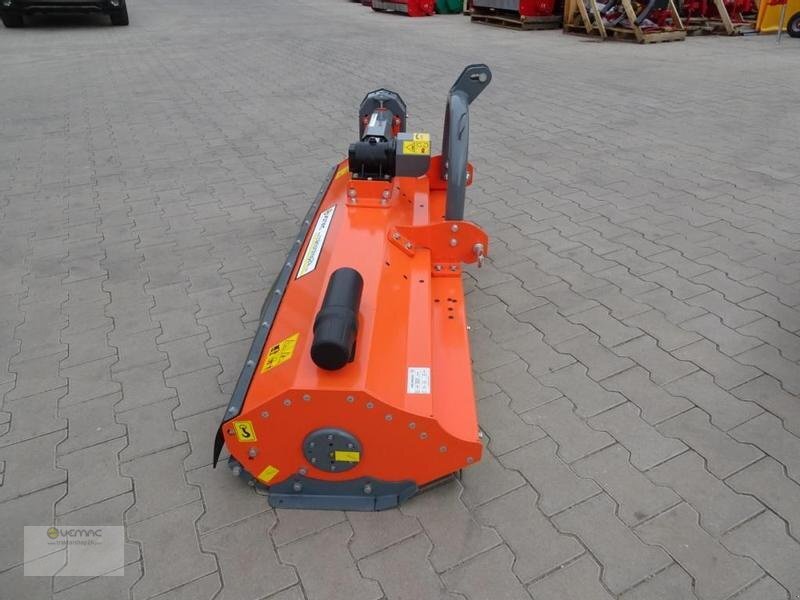 Vemac Mulcher Schlegelmulcher ML125 125cm NEU - Kladivkový mulčovač: obrázok 5 Vemac Mulcher Schlegelmulcher ML125 125cm NEU - Kladivkový mulčovač: obrázok 5
