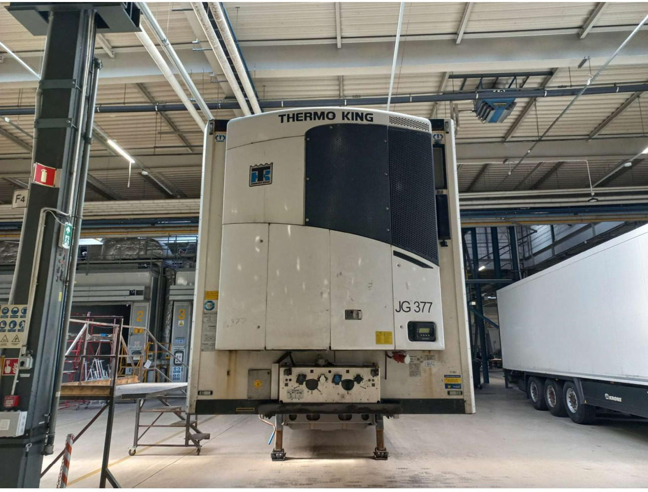 2018 Krone SDR Double Deck Cool Liner FP45 ThermoKing SLXi 300 Lifting Axle - Náves chladírenské: obrázok 4 2018 Krone SDR Double Deck Cool Liner FP45 ThermoKing SLXi 300 Lifting Axle - Náves chladírenské: obrázok 4