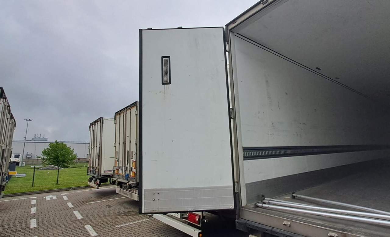 2019/2020 Schmitz Cargobull SKO FP 45 ThermoKing SLXi 300 - Náves chladírenské: obrázok 2 2019/2020 Schmitz Cargobull SKO FP 45 ThermoKing SLXi 300 - Náves chladírenské: obrázok 2
