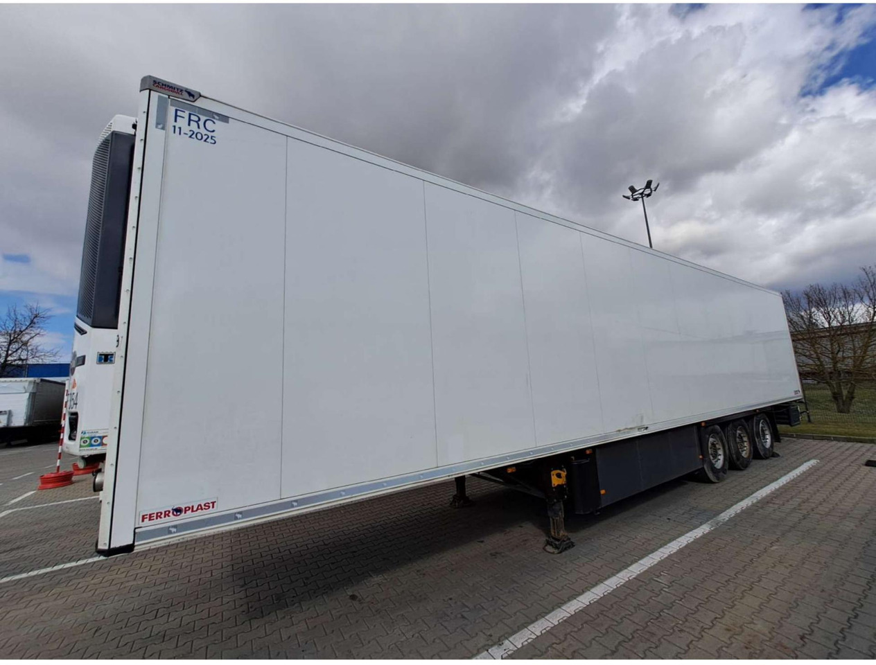 2019/2020 Schmitz Cargobull SKO FP 60 ThermoKing SLXi 300 - Náves chladírenské: obrázok 4 2019/2020 Schmitz Cargobull SKO FP 60 ThermoKing SLXi 300 - Náves chladírenské: obrázok 4