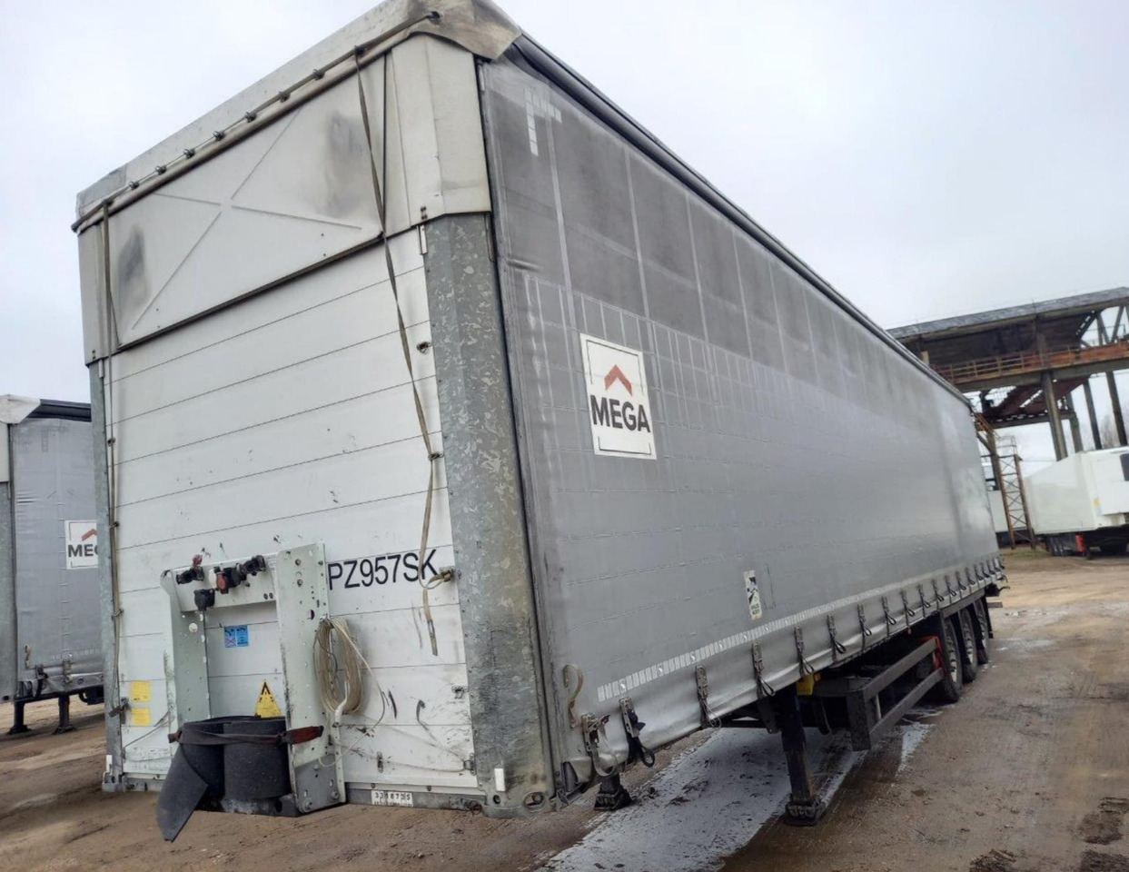 2019 Schmitz Cargobull SCS24/L Varios - Plachtový náves: obrázok 4 2019 Schmitz Cargobull SCS24/L Varios - Plachtový náves: obrázok 4