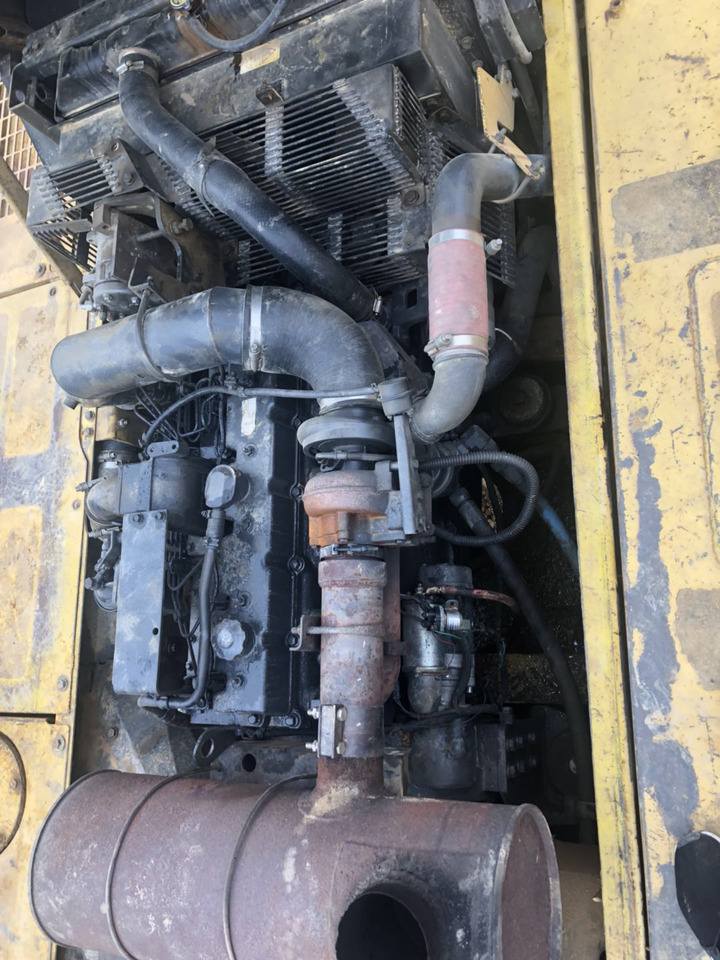 Pásové rýpadlo KOMATSU PC350-7: obrázok 6 Pásové rýpadlo KOMATSU PC350-7: obrázok 6