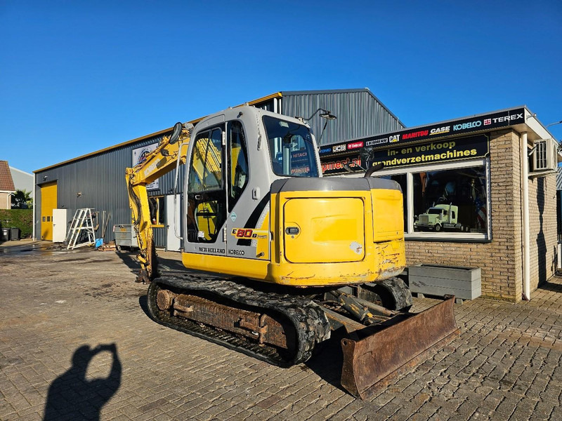 New Holland E80 - Pásové rýpadlo: obrázok 3 New Holland E80 - Pásové rýpadlo: obrázok 3