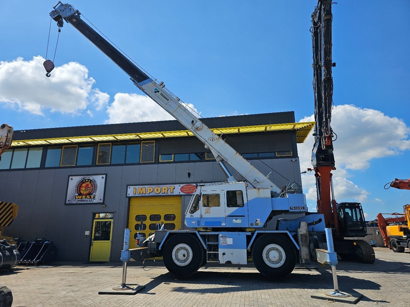 Tadano TR250E - Žeriav pre všetky terény: obrázok 1 Tadano TR250E - Žeriav pre všetky terény: obrázok 1