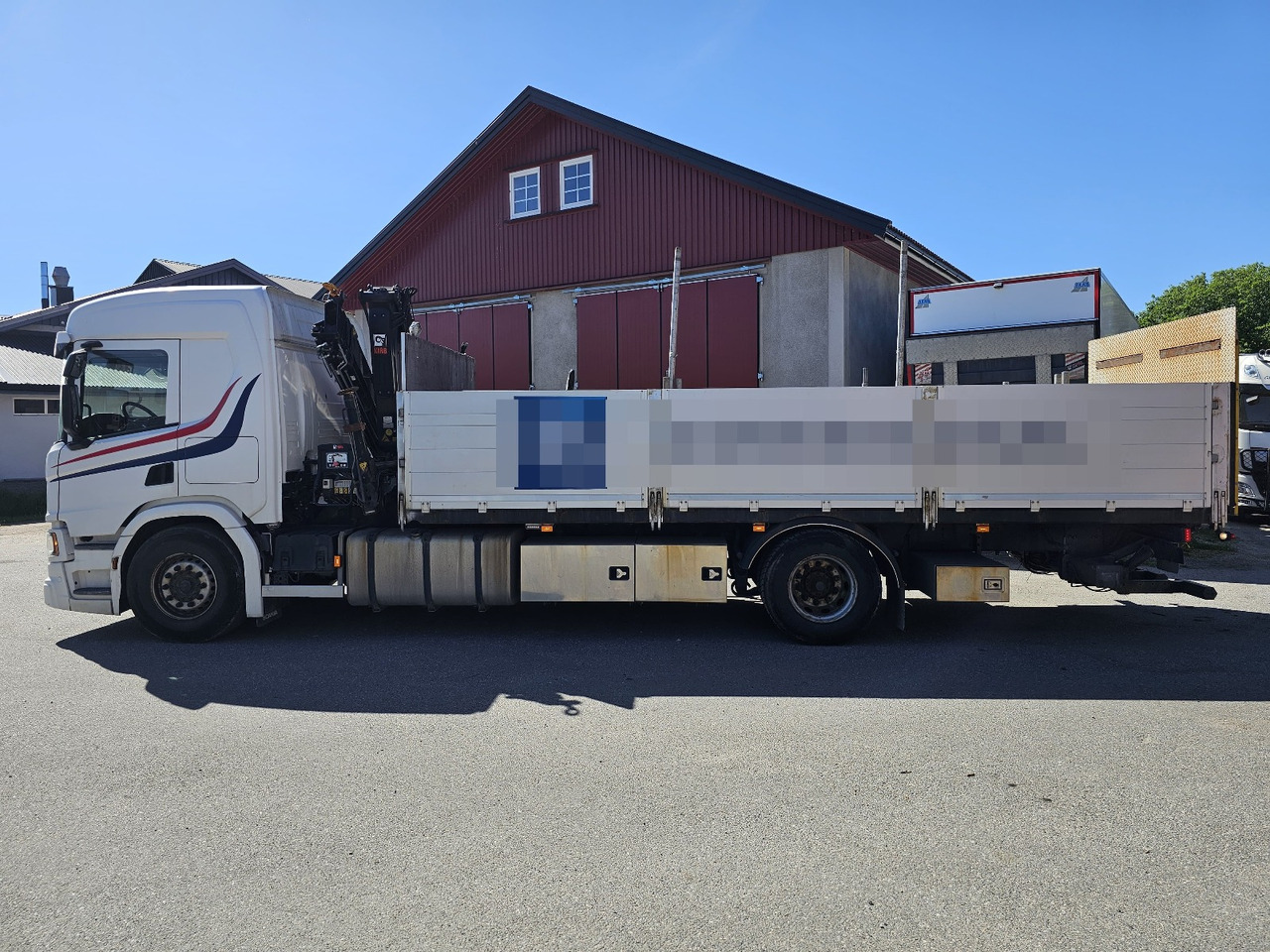 Scania P320 - Valníkový/ Plošinový nákladný automobil, Auto s hydraulickou rukou: obrázok 2 Scania P320 - Valníkový/ Plošinový nákladný automobil, Auto s hydraulickou rukou: obrázok 2