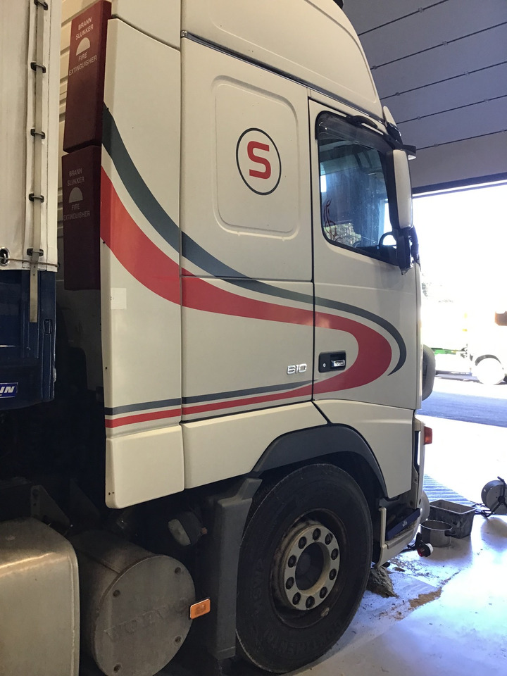 Volvo FH16 610 - Ťahač: obrázok 4 Volvo FH16 610 - Ťahač: obrázok 4