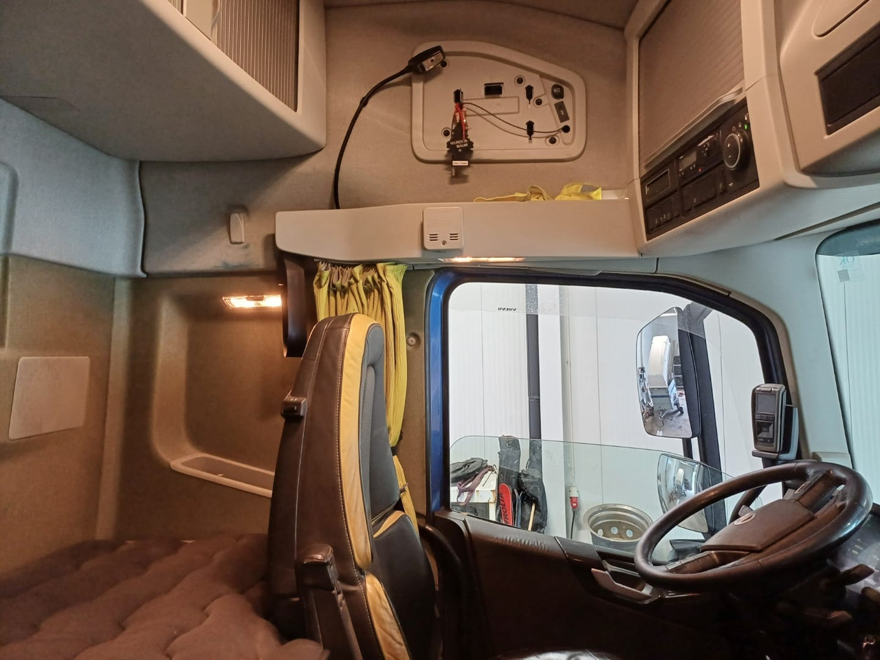 Volvo FH16 750 - Nákladné vozidlo na prepravu dreva, Auto s hydraulickou rukou: obrázok 4 Volvo FH16 750 - Nákladné vozidlo na prepravu dreva, Auto s hydraulickou rukou: obrázok 4
