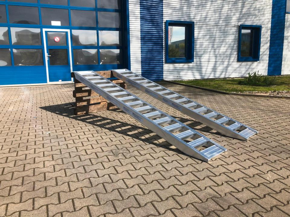 Alurampen Satz 3,50m 4000KG Minibagger Minilader Quad Auffahrrampe *INKL.19% MWST* - Nakladacia rampa: obrázok 3 Alurampen Satz 3,50m 4000KG Minibagger Minilader Quad Auffahrrampe *INKL.19% MWST* - Nakladacia rampa: obrázok 3