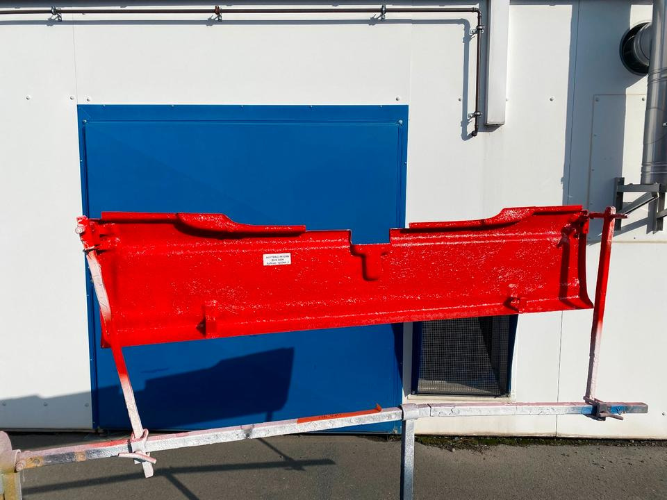 MAN Lions City A21 Heckstoßstange mit AHK Ausschnitt Lackiert UNI-Wunschfarbton OE 88732035011 / 88.73203-5011 *INKL.19% MWST* - Nárazník pre Autobus: obrázok 2 MAN Lions City A21 Heckstoßstange mit AHK Ausschnitt Lackiert UNI-Wunschfarbton OE 88732035011 / 88.73203-5011 *INKL.19% MWST* - Nárazník pre Autobus: obrázok 2