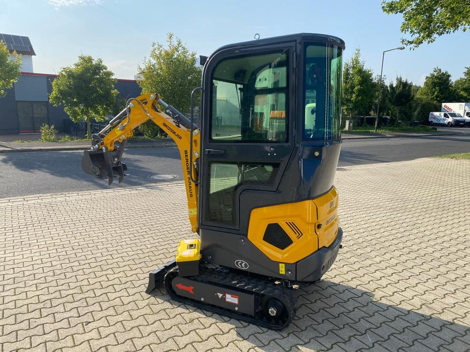 Minibagger BK1250KJSR *INKL.19% MWST*BERGER KRAUS*KUBOTA*VERSTELLFAHRWERK* SCHWENKARM*SOFORT!* - Mini rýpadlo: obrázok 3 Minibagger BK1250KJSR *INKL.19% MWST*BERGER KRAUS*KUBOTA*VERSTELLFAHRWERK* SCHWENKARM*SOFORT!* - Mini rýpadlo: obrázok 3