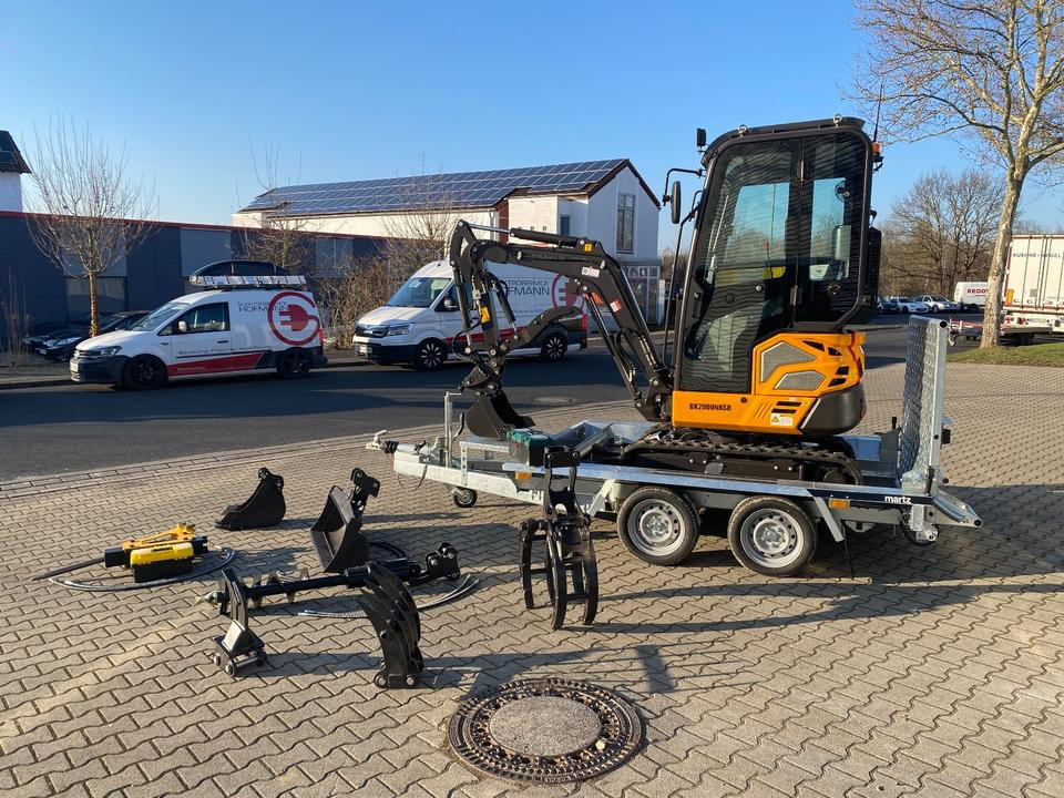 Minibagger BK2000NKSR + Tieflader + Zubehör *INKL.19% MWST*BERGER KRAUS*KUBOTA* KLIMA*SCHWENKARM*VERSTELLFAHRWERK* - Mini rýpadlo: obrázok 3 Minibagger BK2000NKSR + Tieflader + Zubehör *INKL.19% MWST*BERGER KRAUS*KUBOTA* KLIMA*SCHWENKARM*VERSTELLFAHRWERK* - Mini rýpadlo: obrázok 3