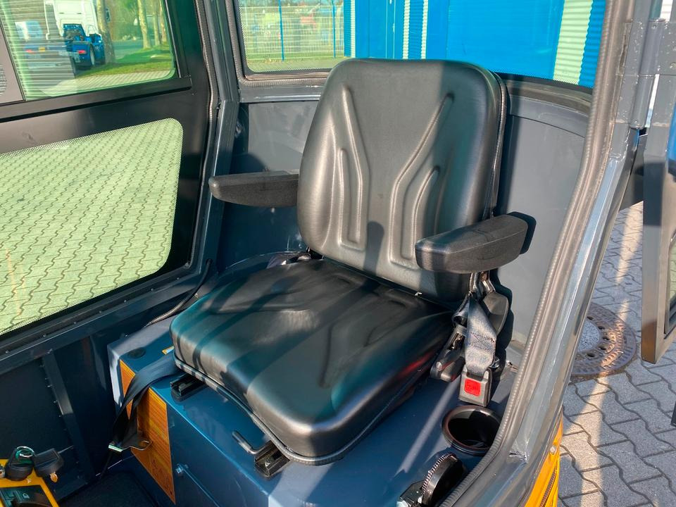 Mini rýpadlo Minibagger BK950KS + Zubehör *INKL.19% MWST*BERGER KRAUS*KABINE*SOFORT!*: obrázok 6 Mini rýpadlo Minibagger BK950KS + Zubehör *INKL.19% MWST*BERGER KRAUS*KABINE*SOFORT!*: obrázok 6