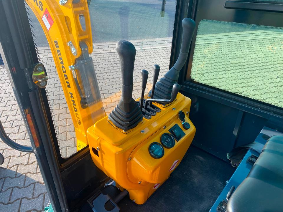 Mini rýpadlo Minibagger BK950KS + Zubehör *INKL.19% MWST*BERGER KRAUS*KABINE*SOFORT!*: obrázok 7 Mini rýpadlo Minibagger BK950KS + Zubehör *INKL.19% MWST*BERGER KRAUS*KABINE*SOFORT!*: obrázok 7