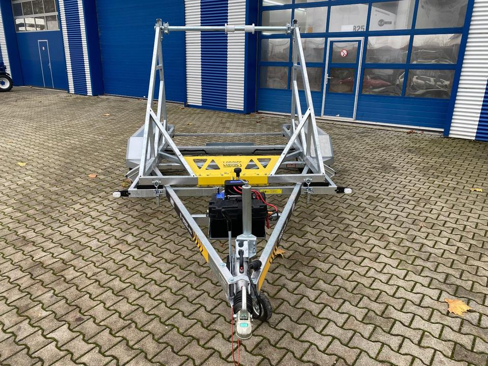 Vermietung / Kabelanhänger 3500KG E-Winde / Nutzlast 2825KG / Kabeltrommel-Anhänger / Glasfaser/ 3 Tage - Káblový príves: obrázok 2 Vermietung / Kabelanhänger 3500KG E-Winde / Nutzlast 2825KG / Kabeltrommel-Anhänger / Glasfaser/ 3 Tage - Káblový príves: obrázok 2