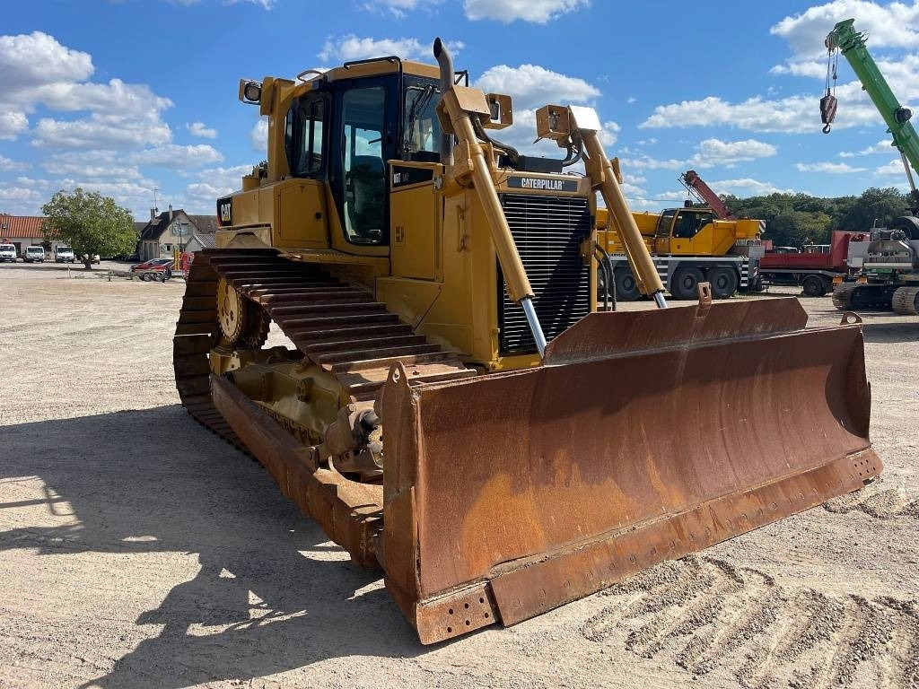 CAT D 6 T LGP - Buldozér: obrázok 2 CAT D 6 T LGP - Buldozér: obrázok 2