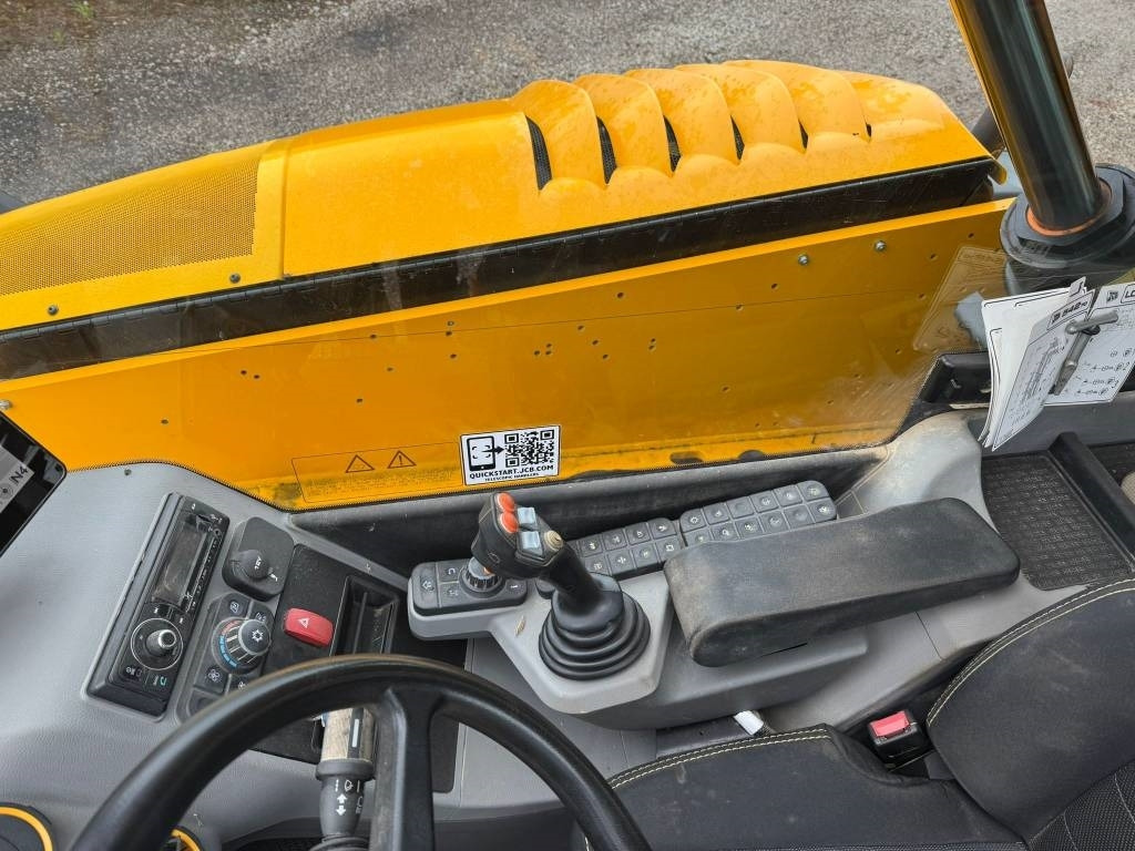 Teleskopický nakladač JCB 542-70 Agri Super: obrázok 11