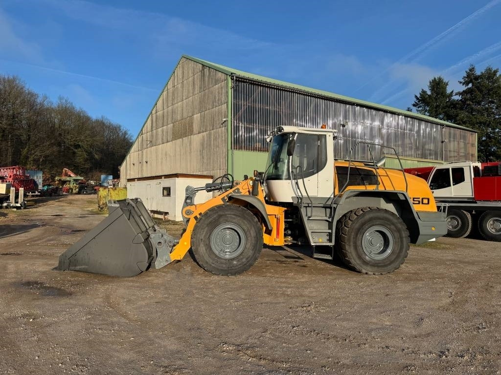 Liebherr L 550 - Kolesový nakladač: obrázok 3 Liebherr L 550 - Kolesový nakladač: obrázok 3