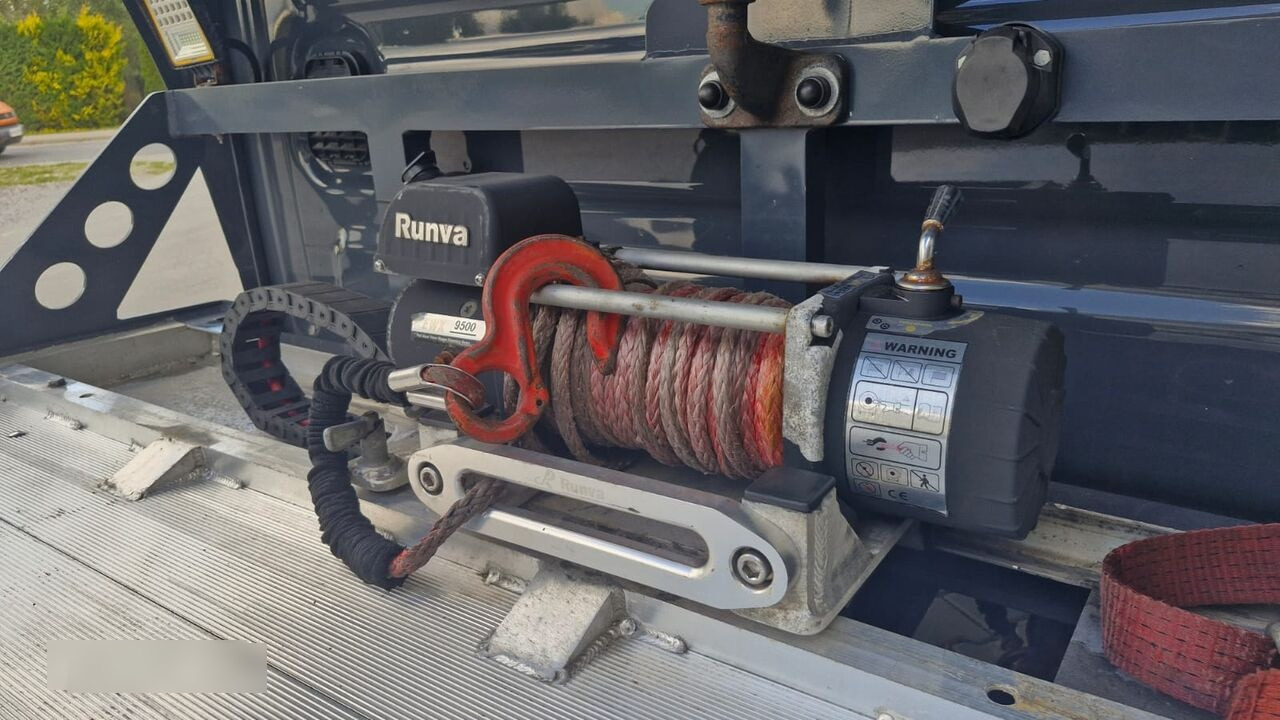 Odťahovy voz IVECO Daily 35s18 / HIMATIC / euro6 / 35.000 euro NETTO: obrázok 7 Odťahovy voz IVECO Daily 35s18 / HIMATIC / euro6 / 35.000 euro NETTO: obrázok 7