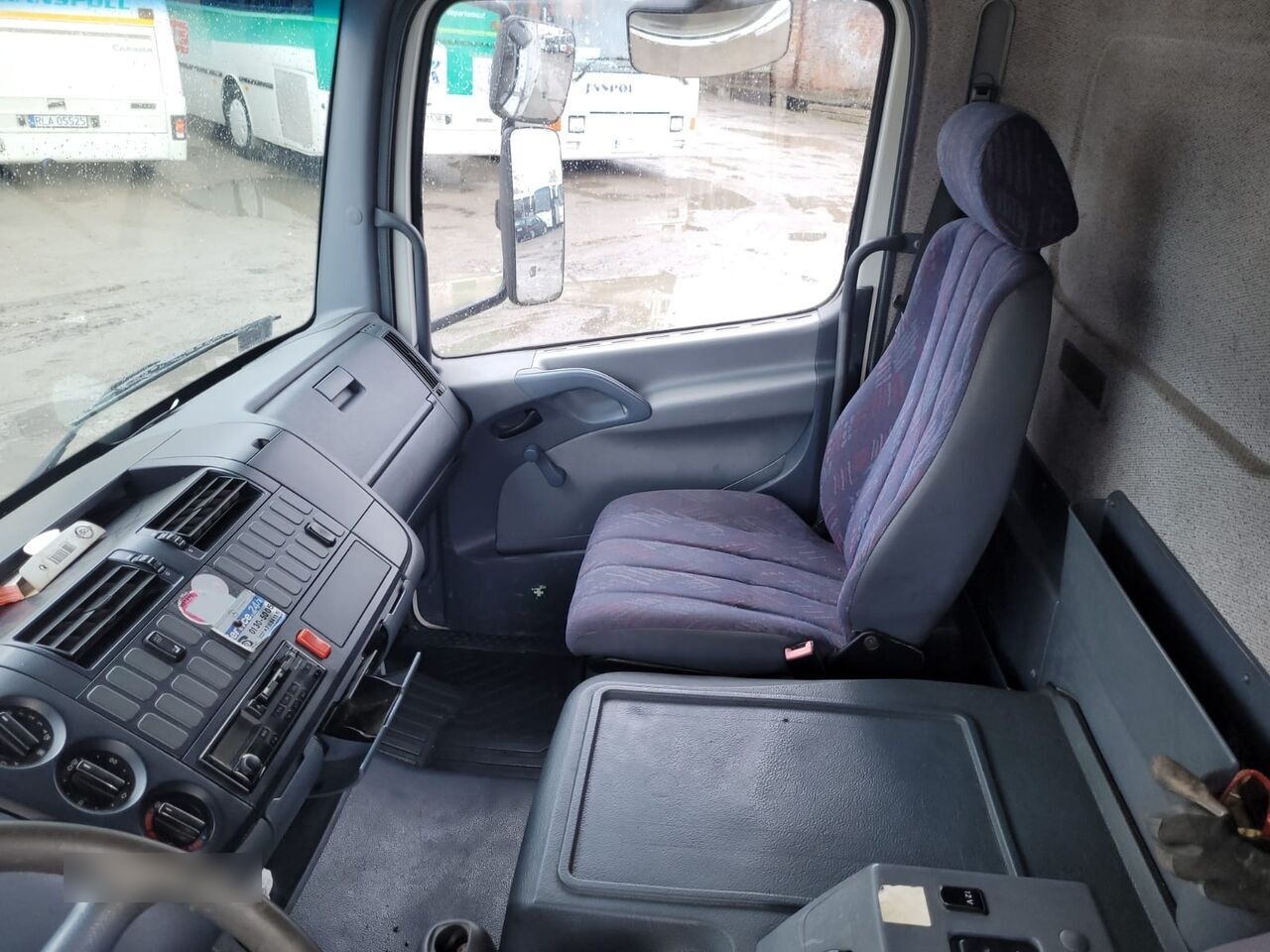 Valníkový/ Plošinový nákladný automobil Mercedes-Benz Atego 815: obrázok 9