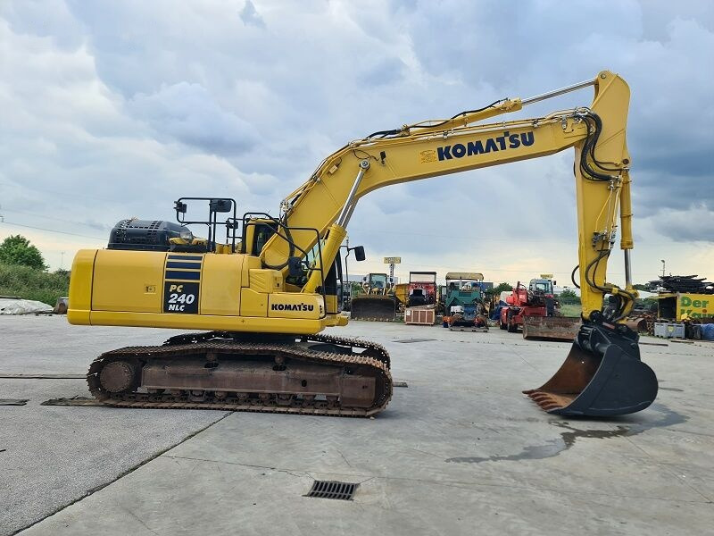 Komatsu PC240NLC-11 - Pásové rýpadlo: obrázok 4 Komatsu PC240NLC-11 - Pásové rýpadlo: obrázok 4
