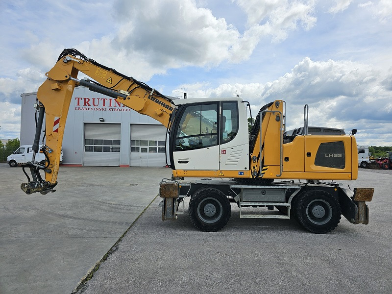 LIEBHERR LH22M - Překládkové rýpadlo: obrázok 2 LIEBHERR LH22M - Překládkové rýpadlo: obrázok 2